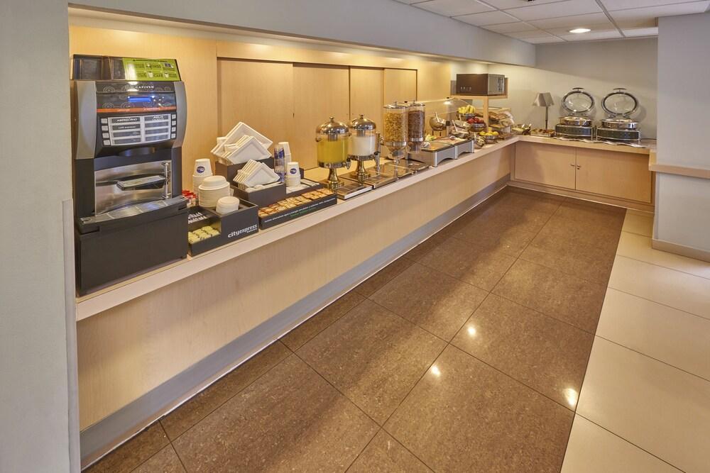 City Express By Marriott Puebla Angelopolis Экстерьер фото