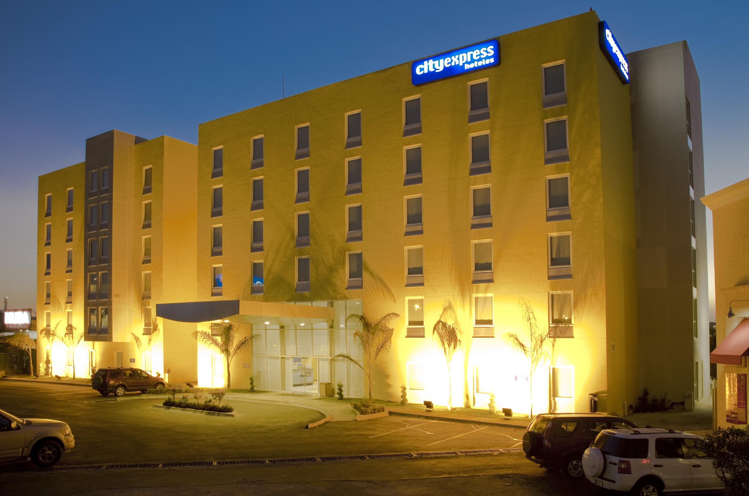 City Express By Marriott Puebla Angelopolis Экстерьер фото