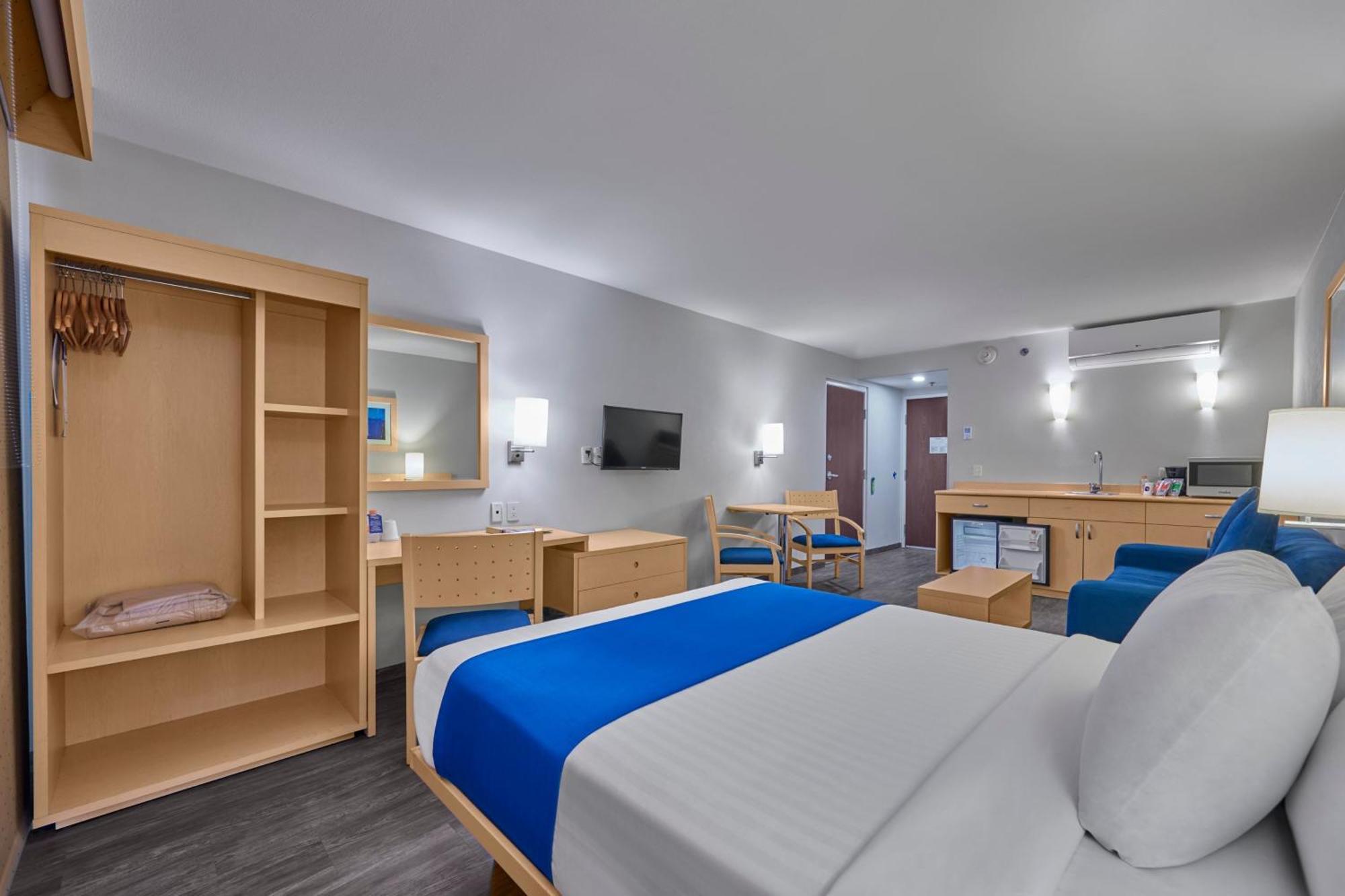 City Express By Marriott Puebla Angelopolis Экстерьер фото