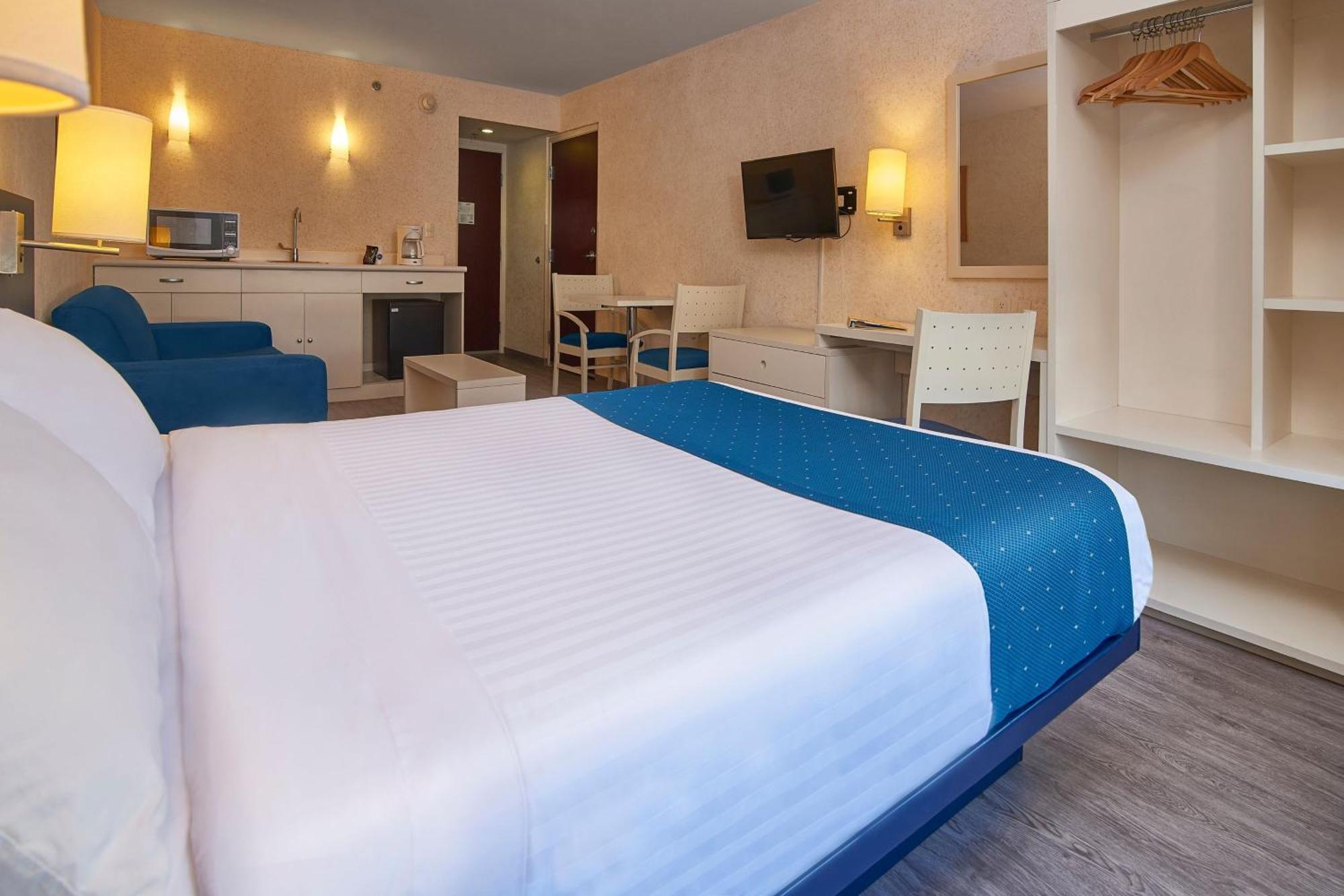 City Express By Marriott Puebla Angelopolis Экстерьер фото